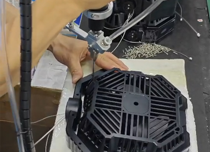 Kingdom Handheld Automatic Screwdriver with Feeder for Versatile Working Applications