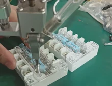 handheld screwdriver with magazine feeder